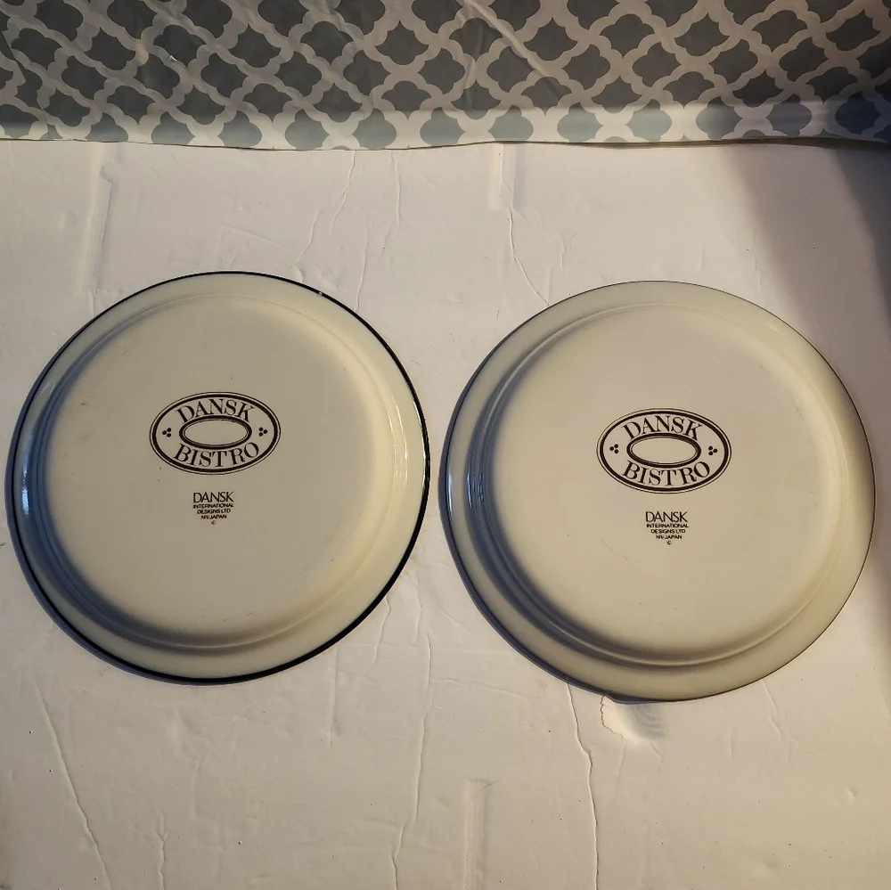 Dansk Bistro Christianshavn Blue and White Bread & Butter 7.25 Set of 2